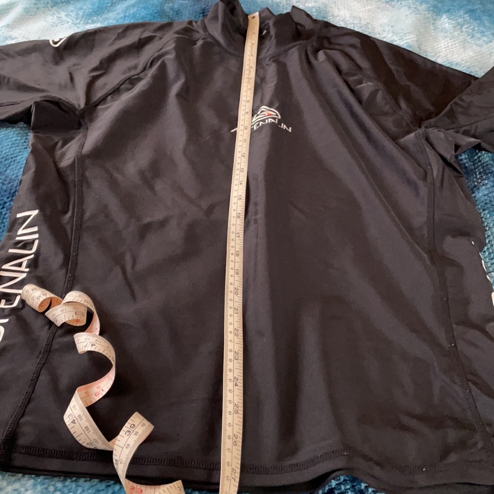 New Black Adrenalin Rash Guard - Picture 7 of 10